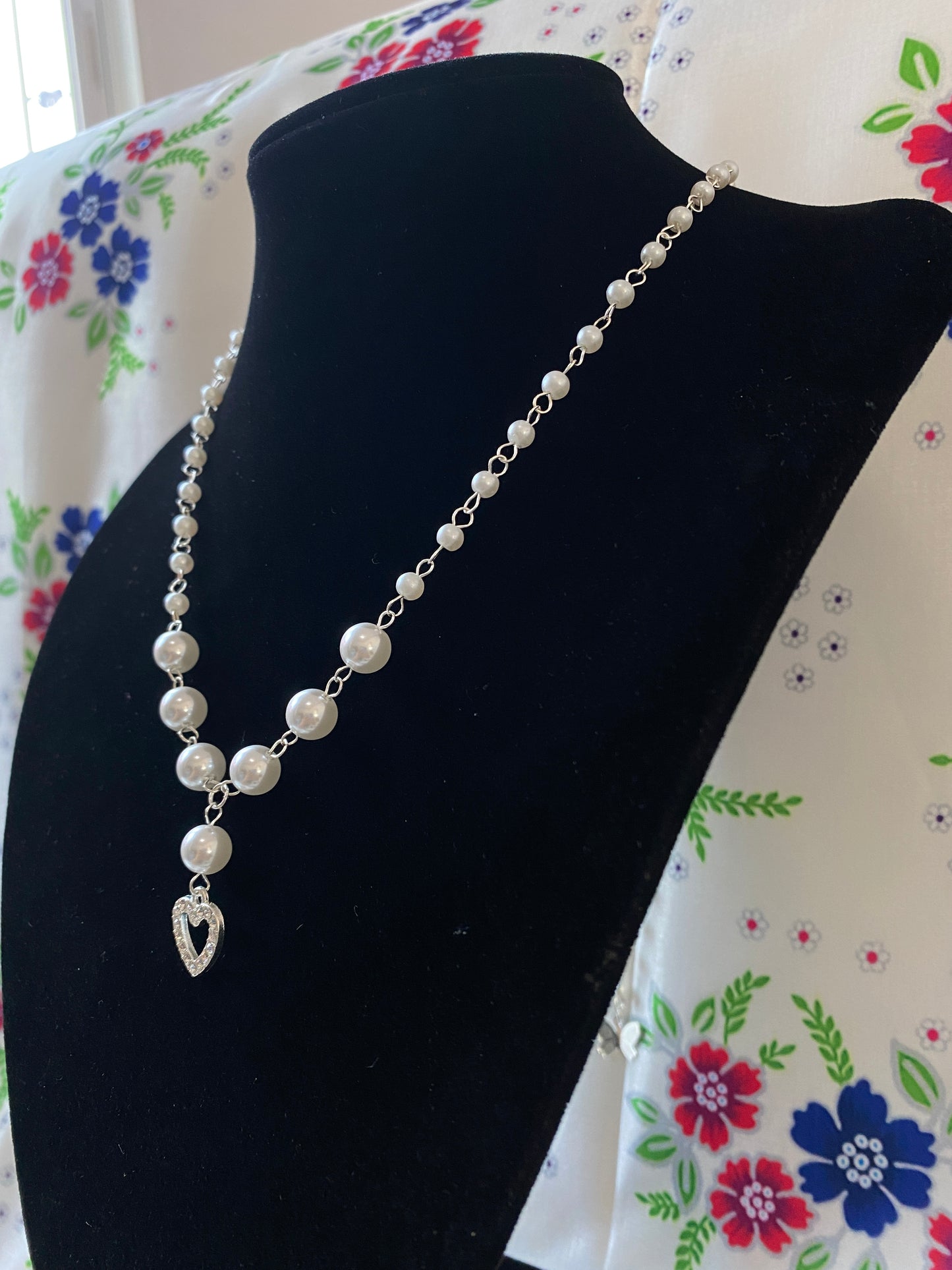 SCN409 Sparkle Glass Pearl Chain Necklace Heart Pendent