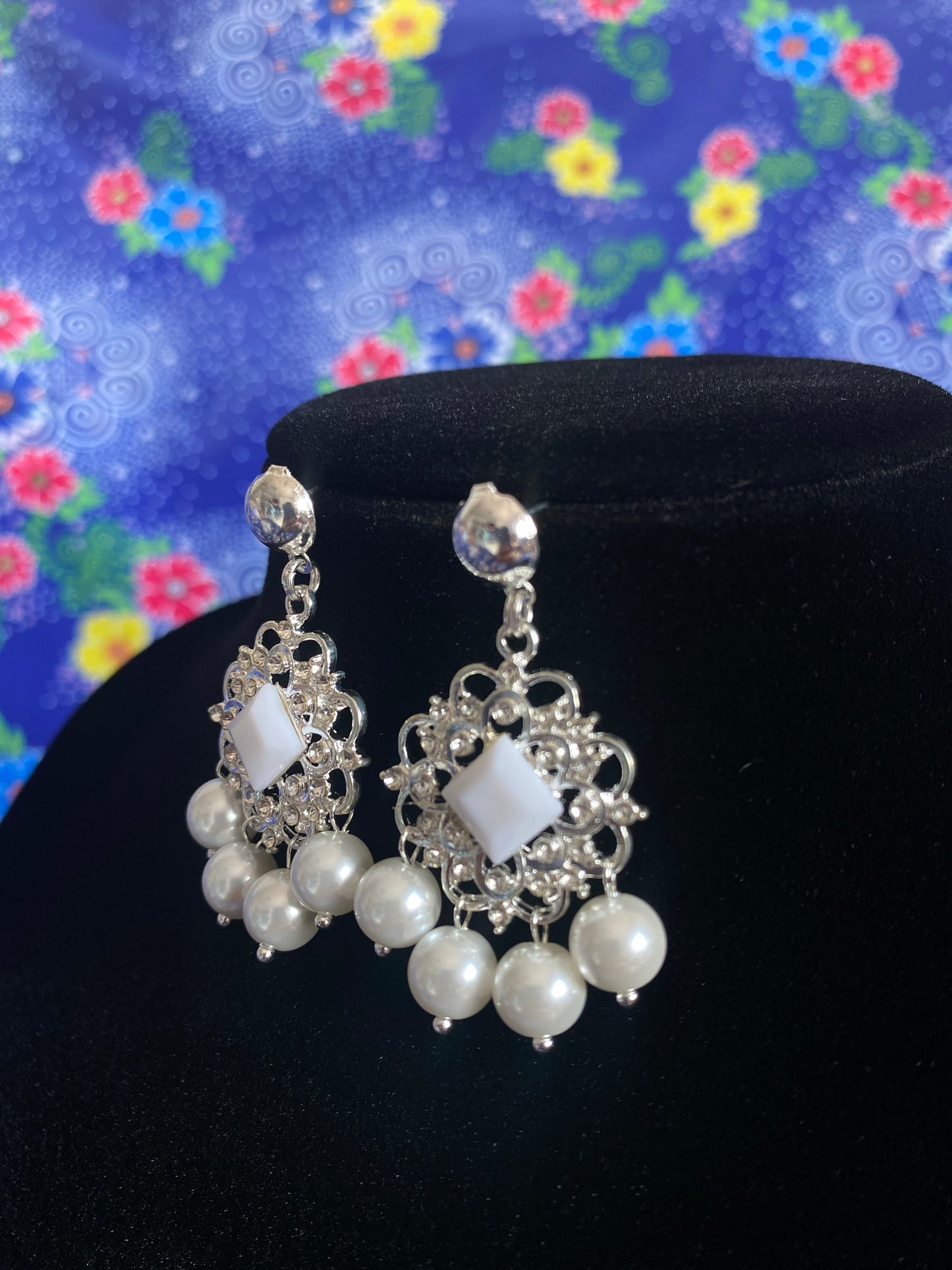 E75 Earrings