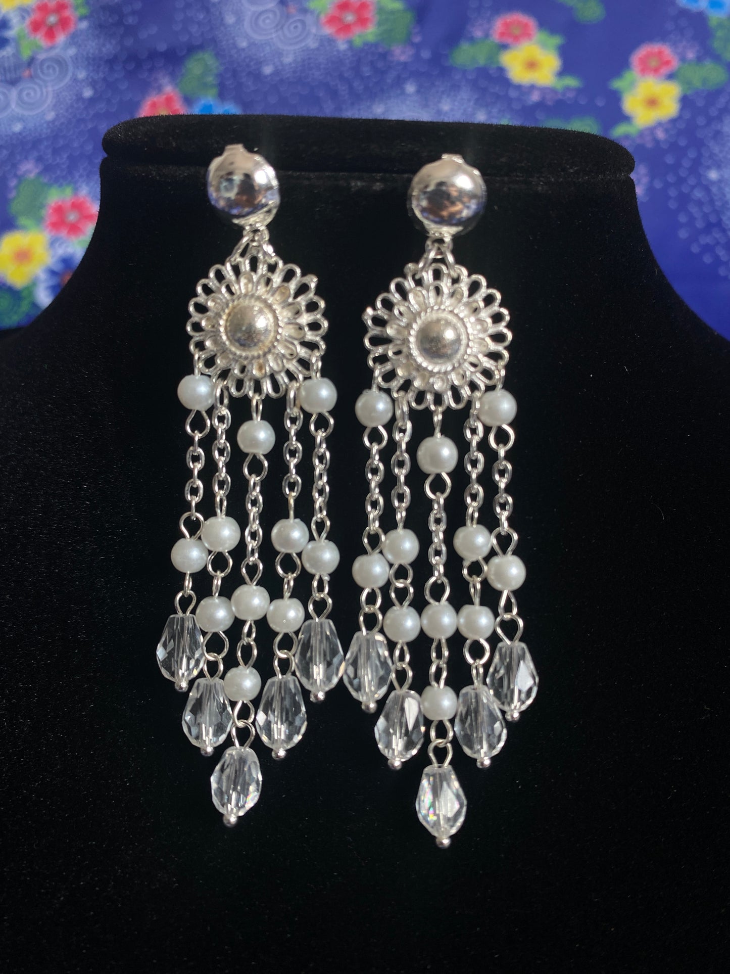 E82 Earrings