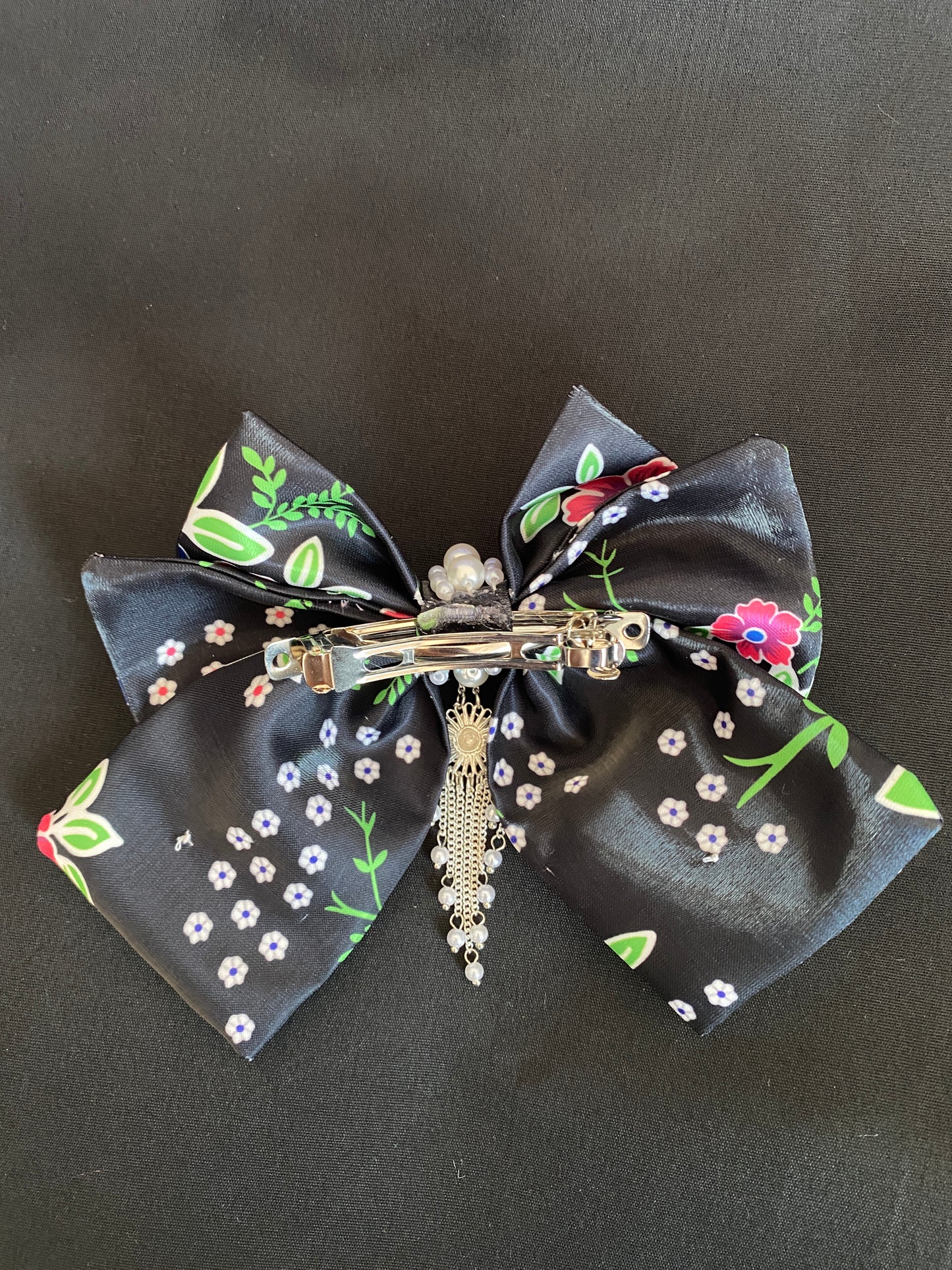 KP64 Hair Clip