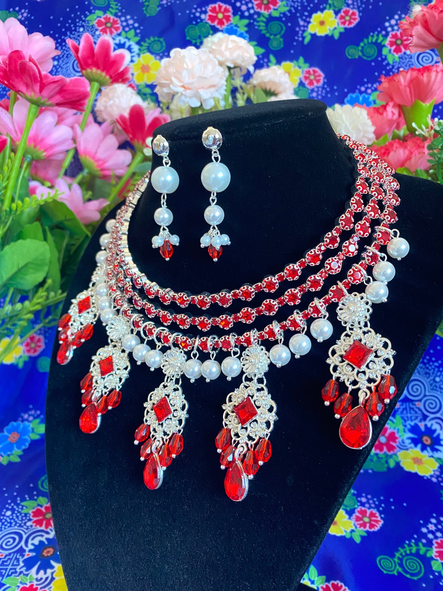 RSN045 Rhinestone Necklace w/Earrings