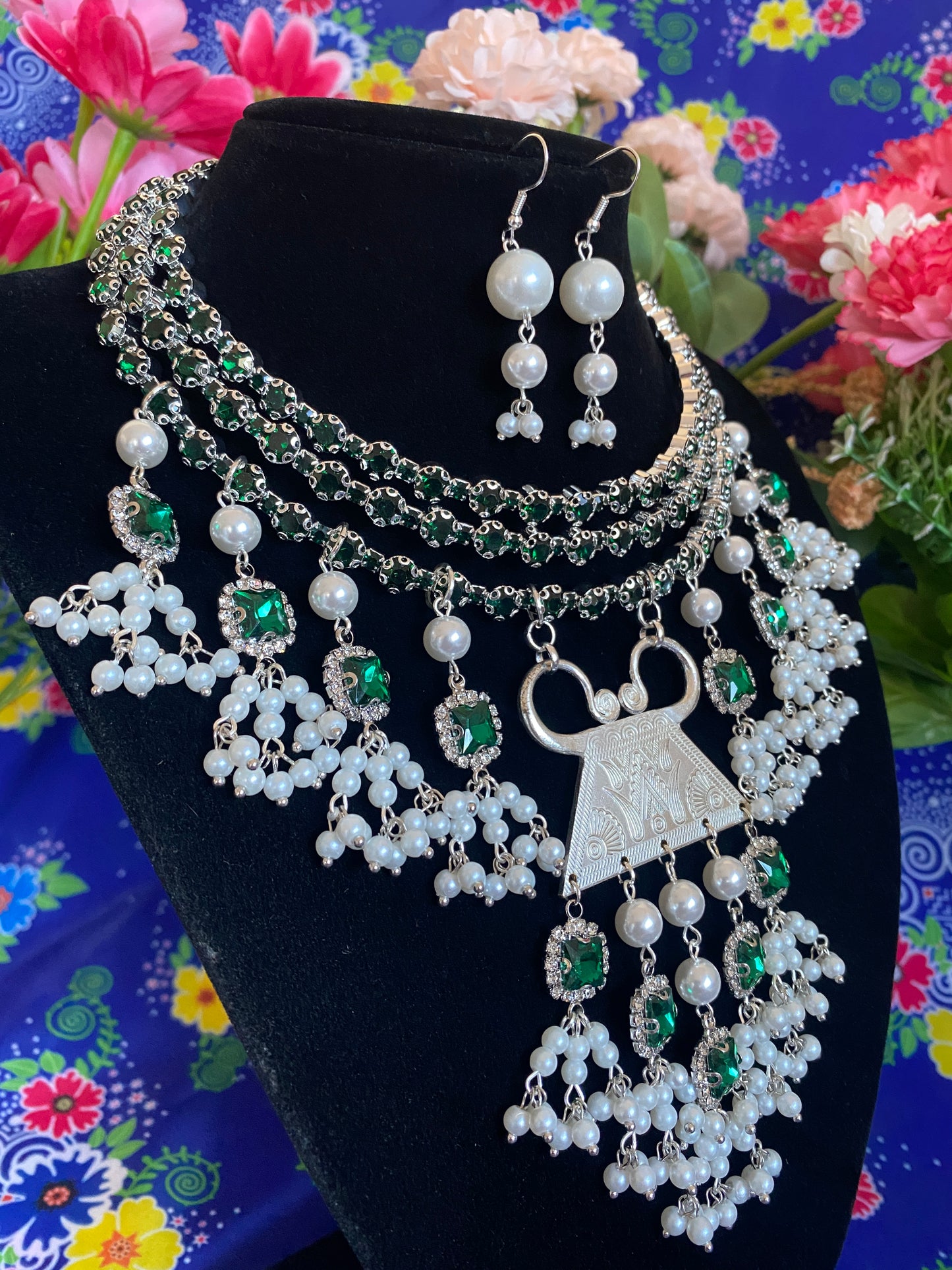 RSN059 Rhinestone Necklace w/Earrings