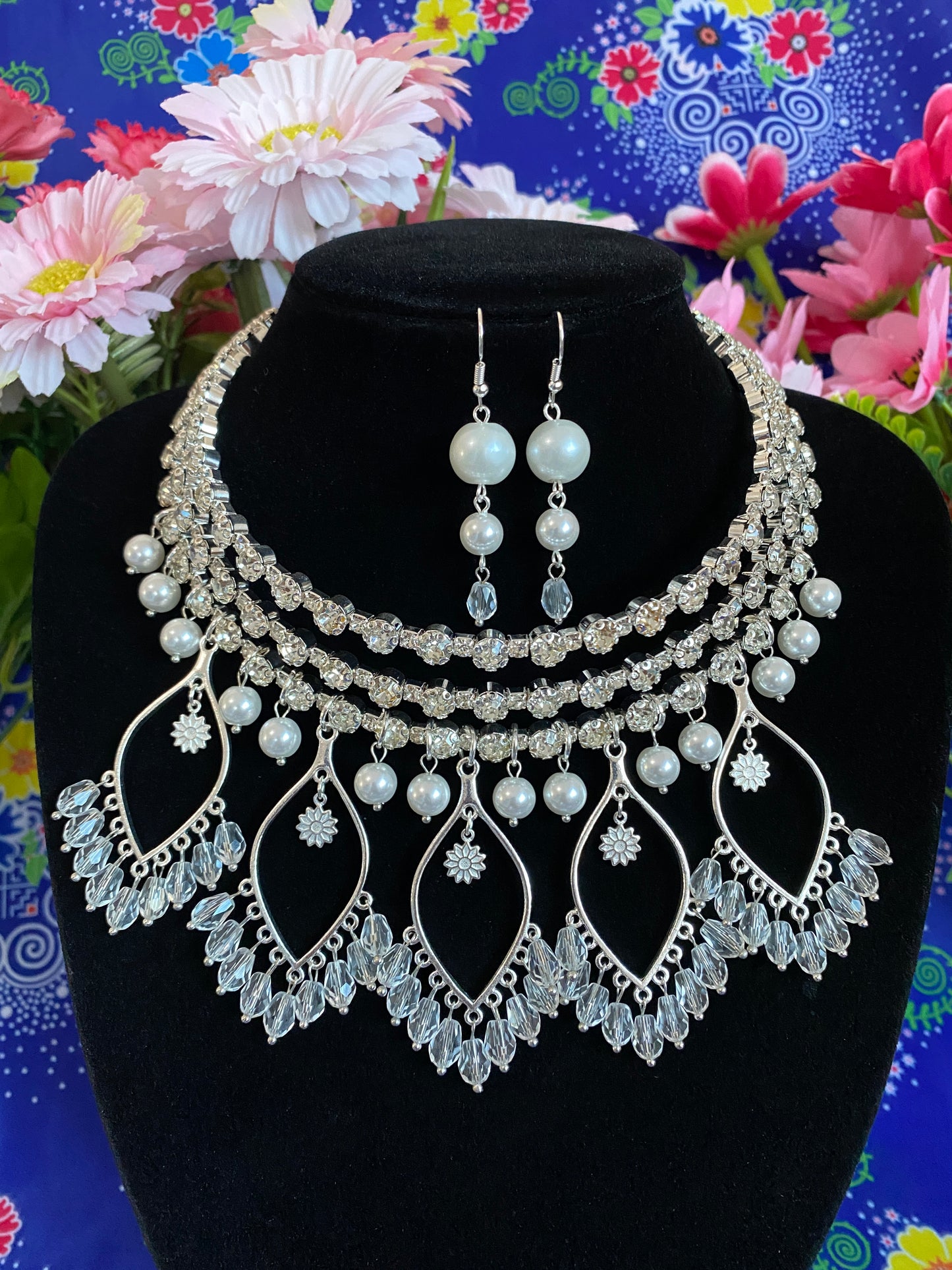 RSN091 Rhinestone Necklace w/Earrings