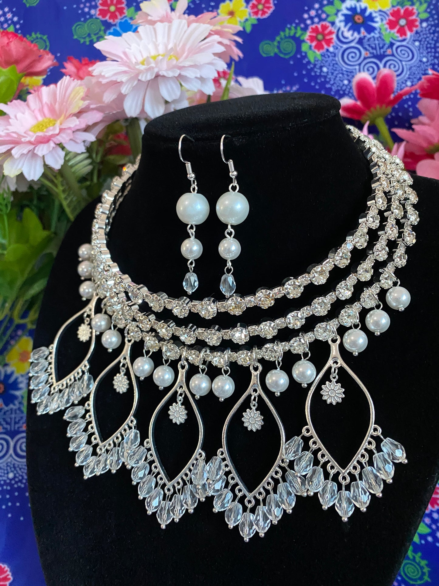 RSN091 Rhinestone Necklace w/Earrings