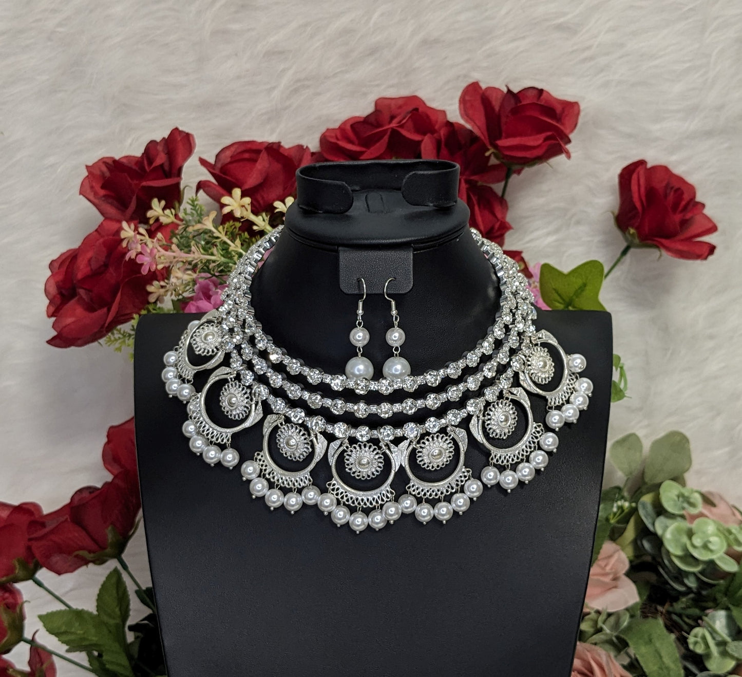 RSN041 Rhinestone Necklace