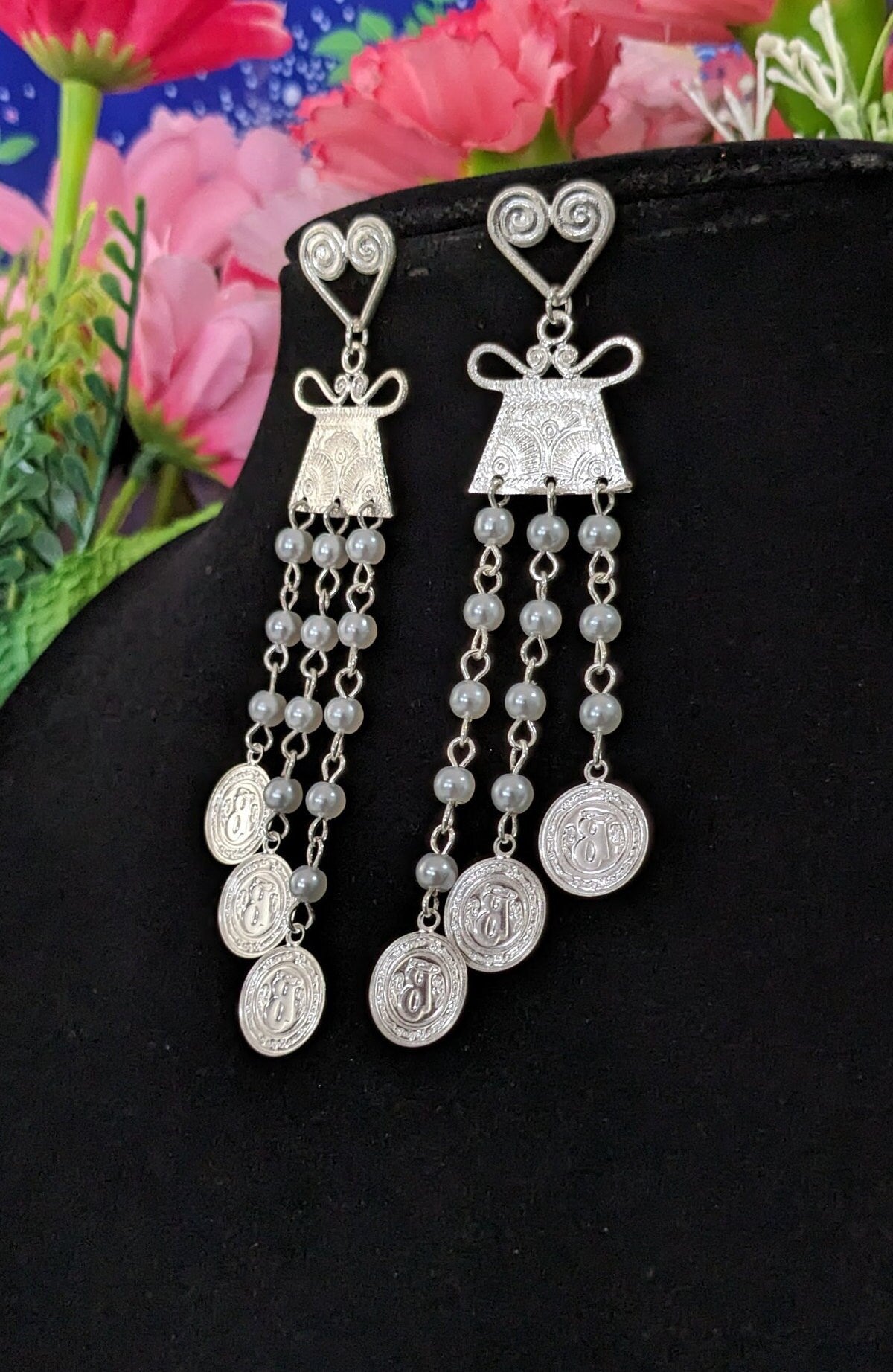 Heart & Pearl Dangle Earrings E246