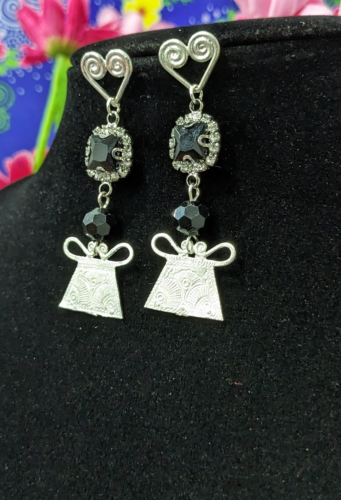 Delicate Heart Earrings E253