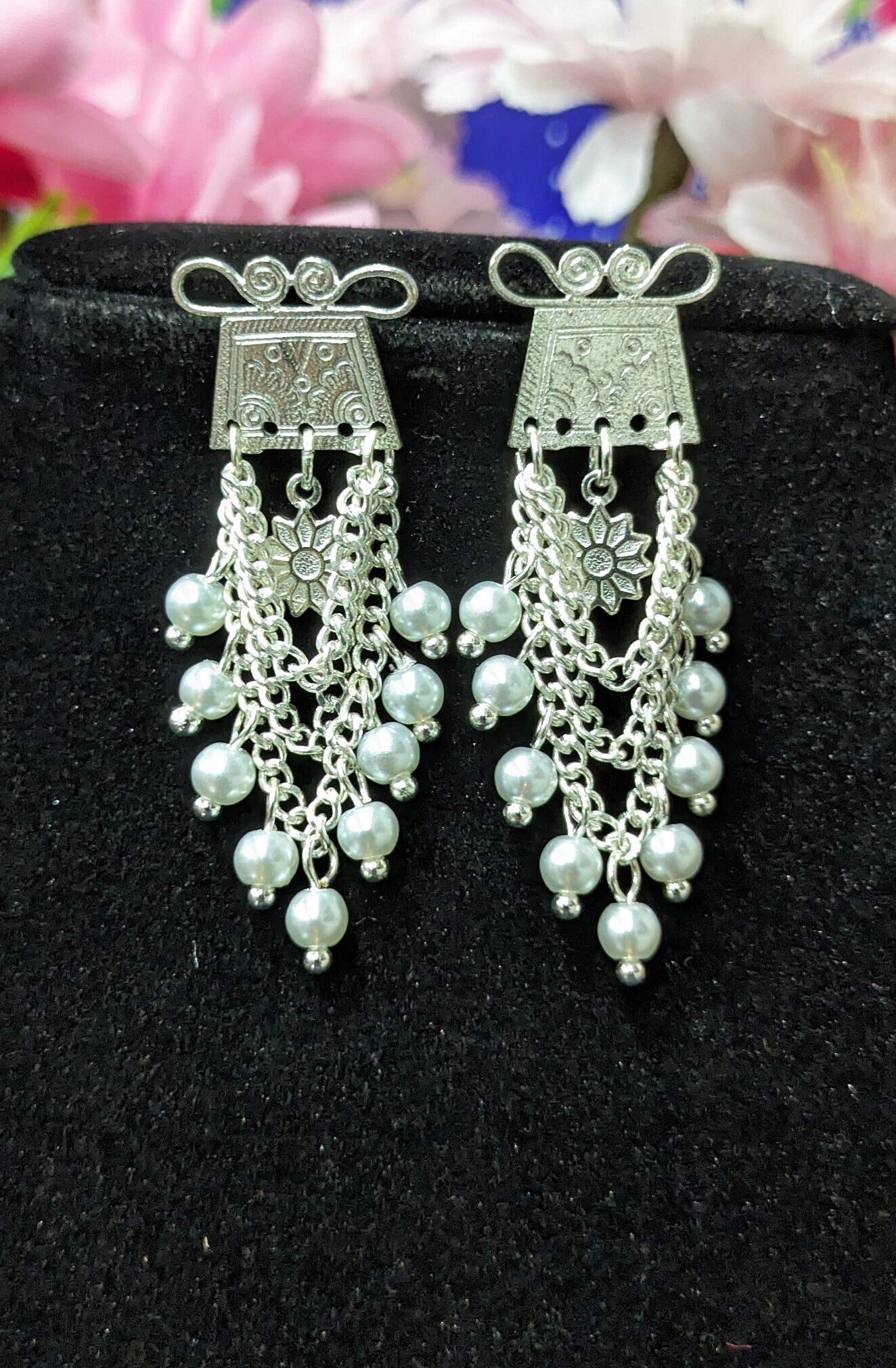 Floral Glass Pearl Chain Earring