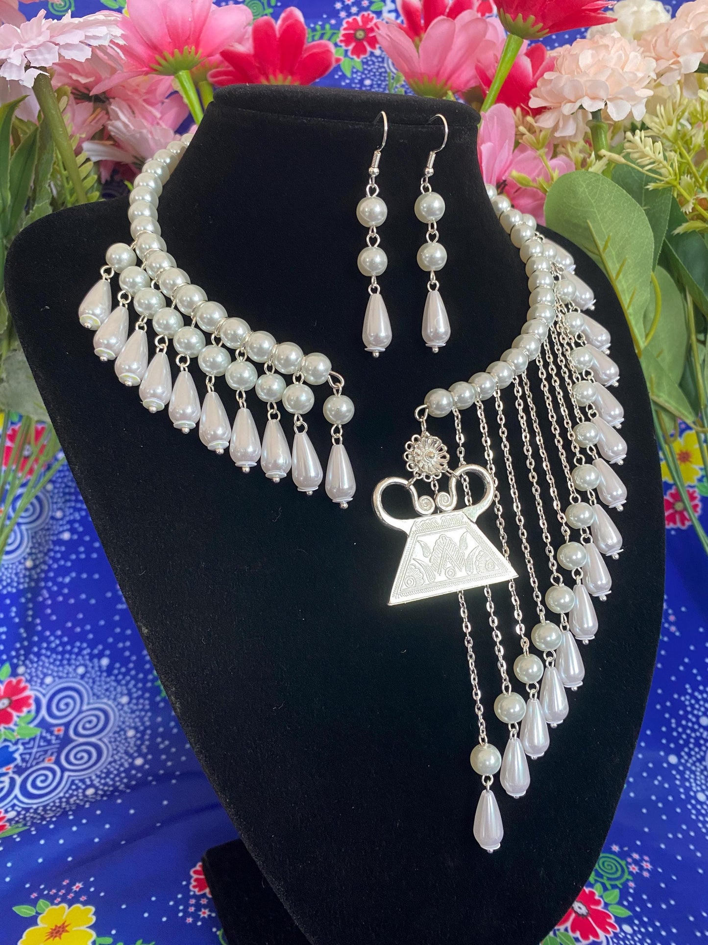 Glass Pearl Choker GPN018
