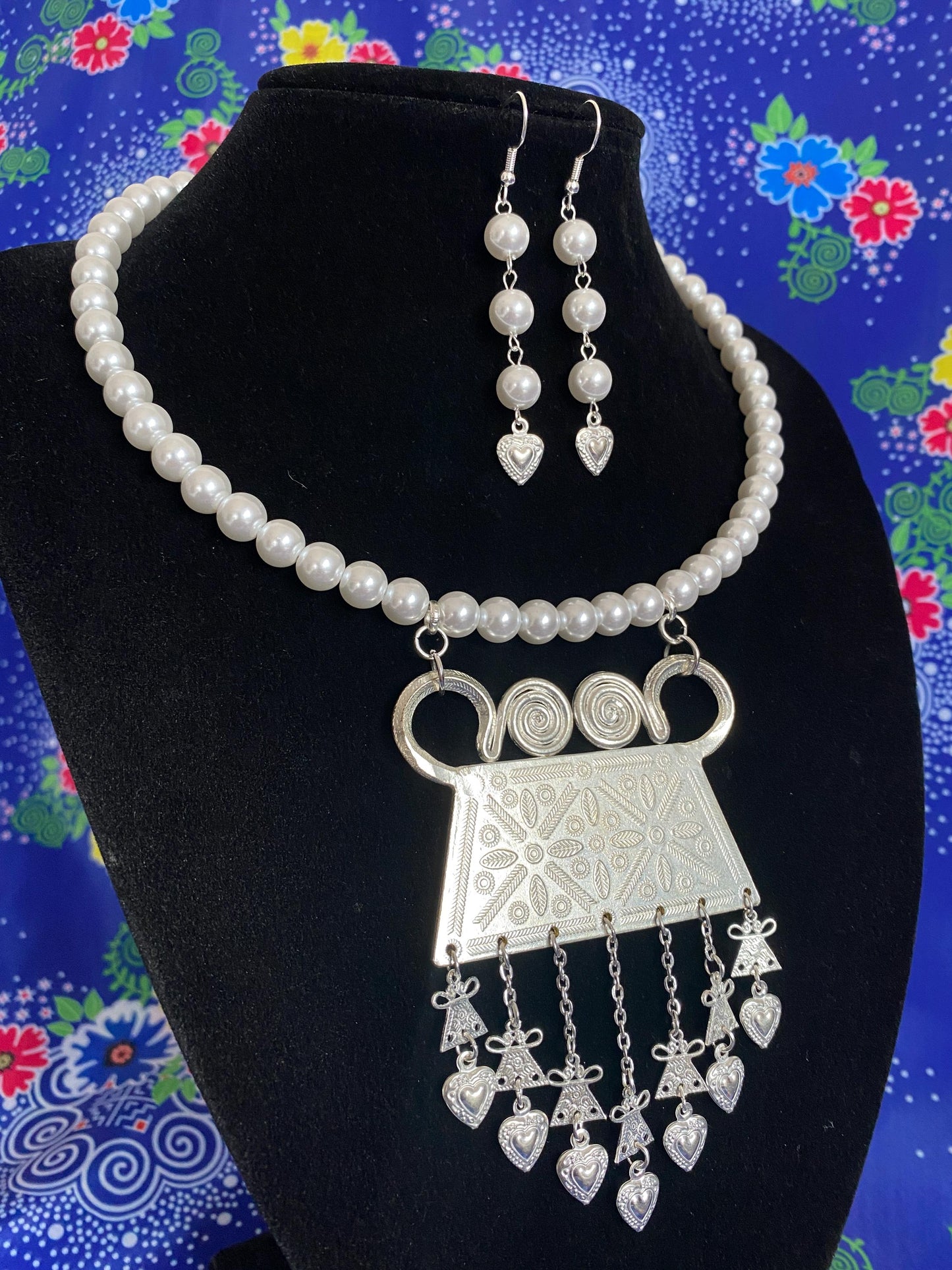 Glass Pearl Choker GPN010