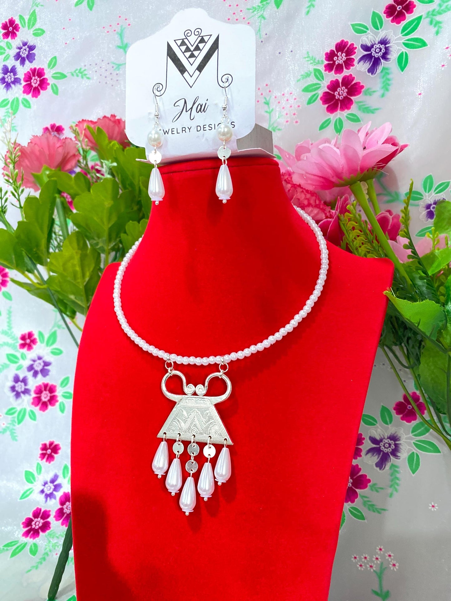 Glass Pearl Choker GPN1124026
