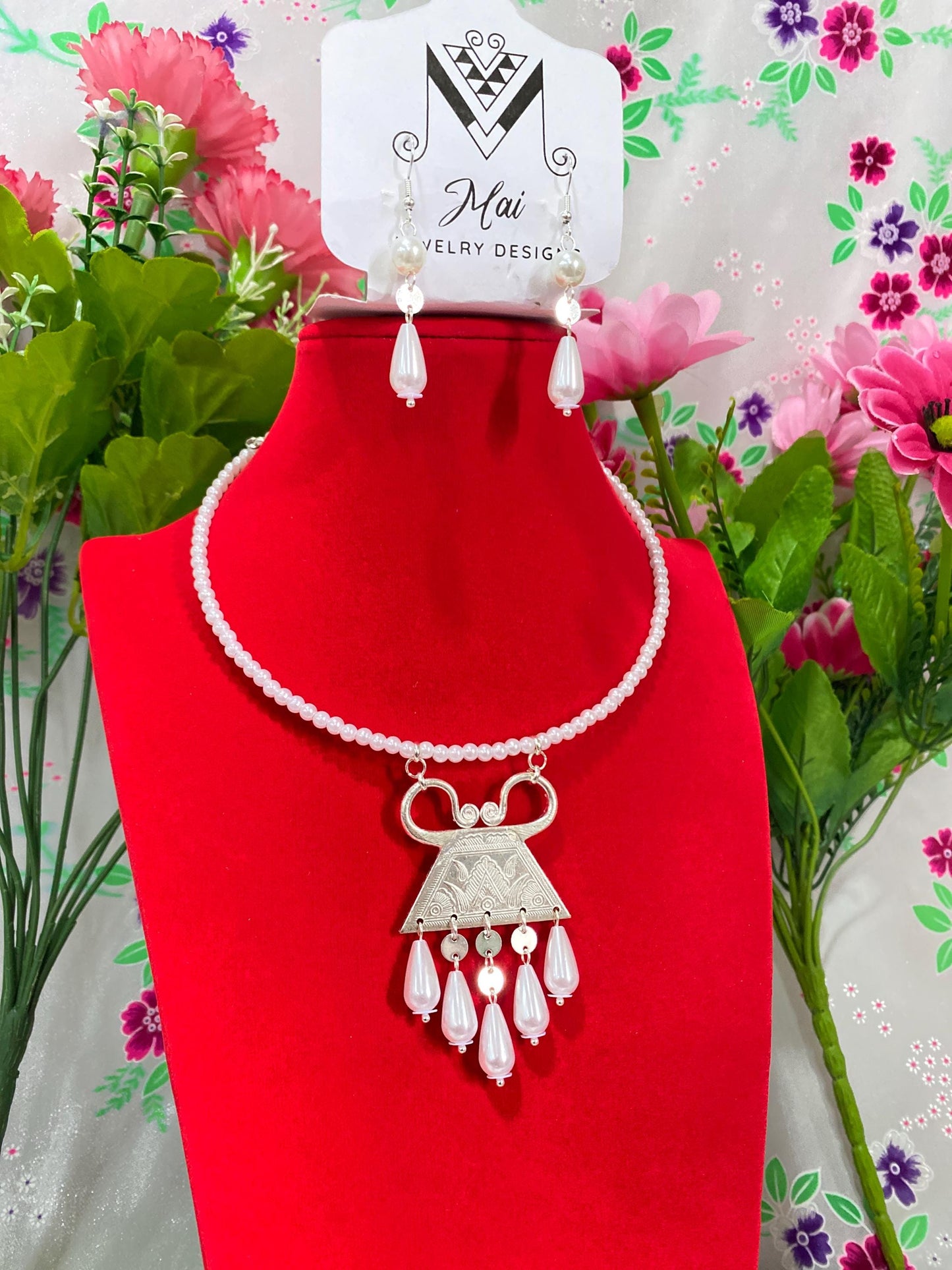 Glass Pearl Choker GPN1124026
