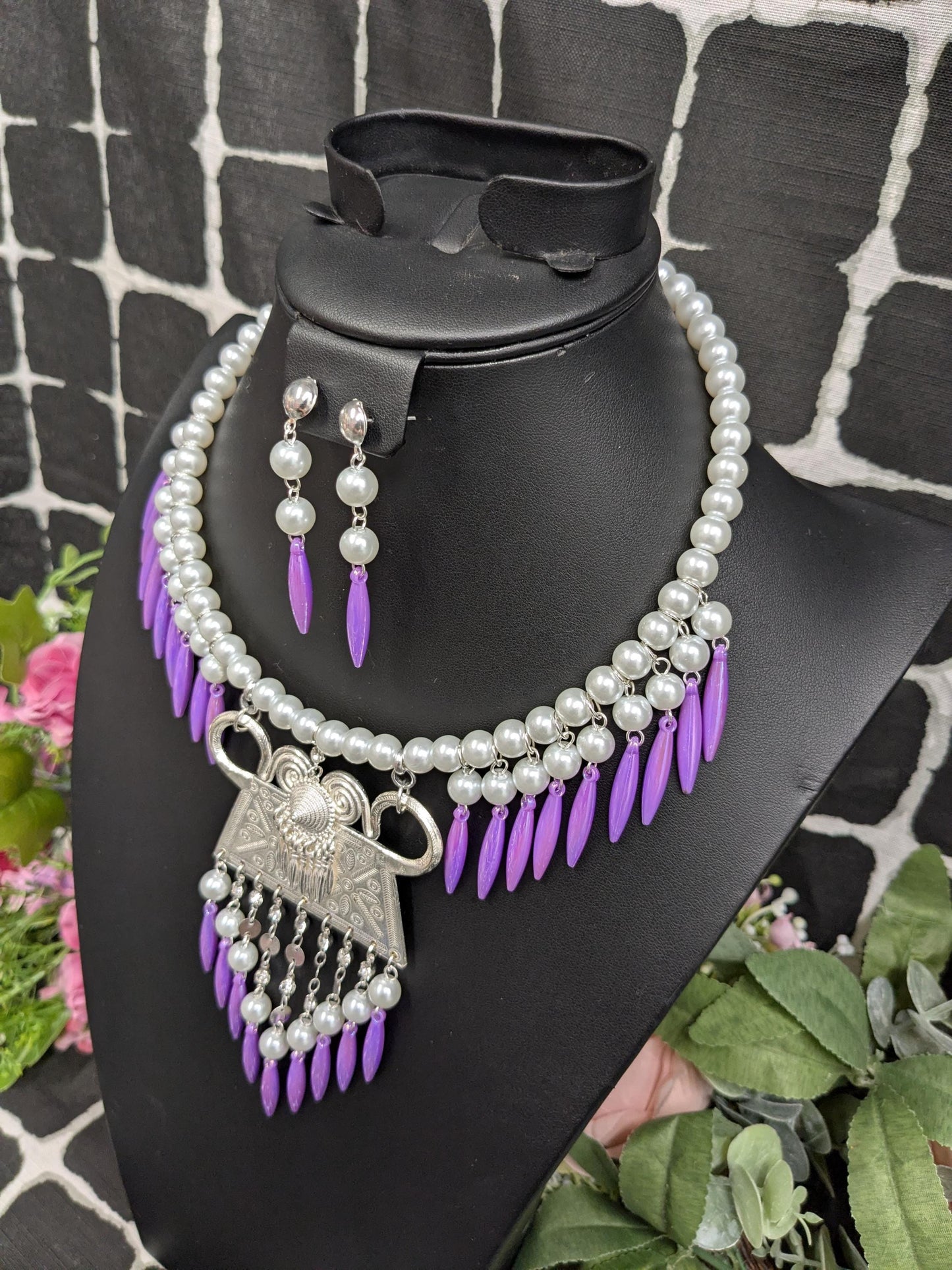 Glass Pearl Choker GPN0225001