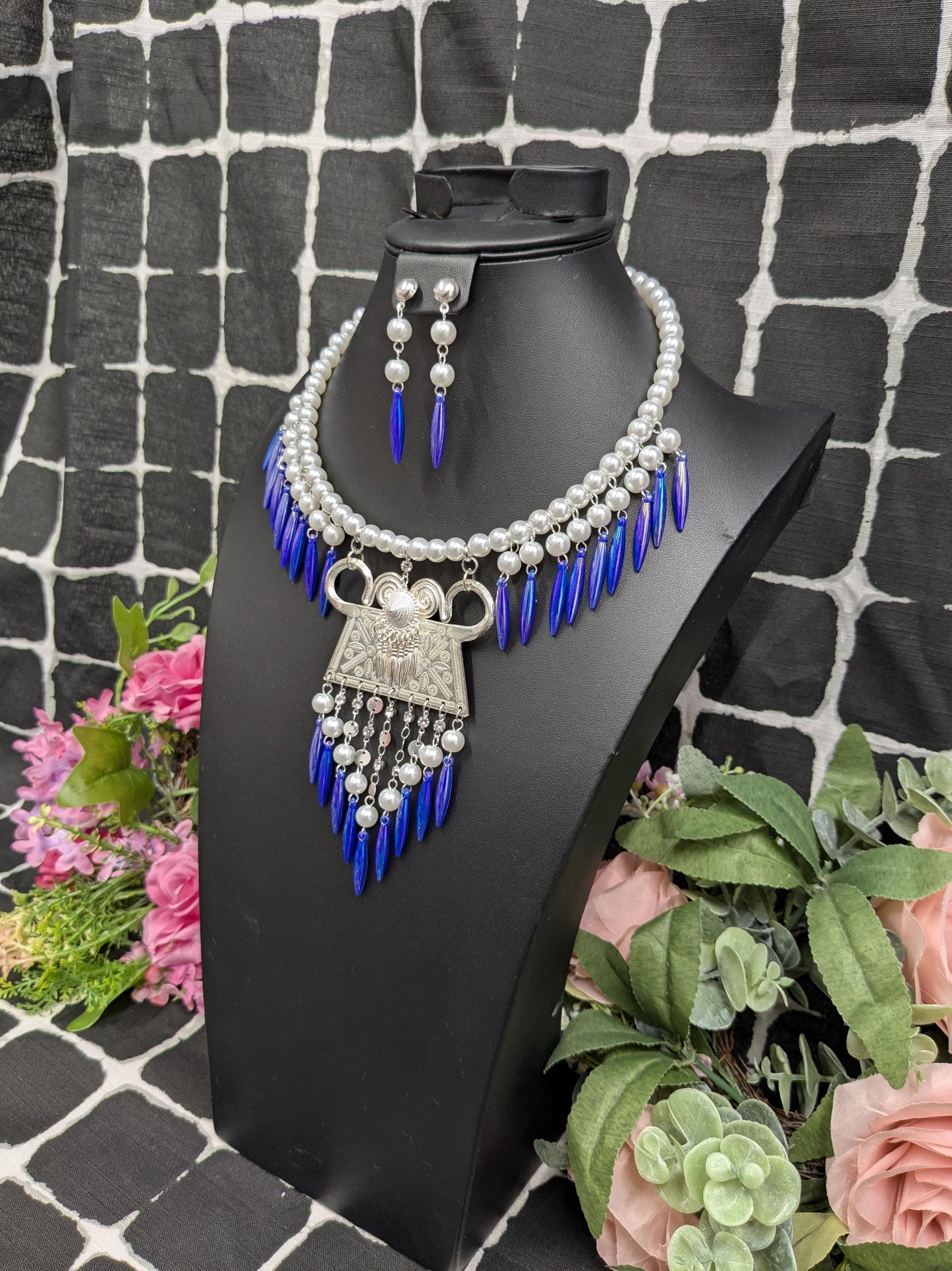 Glass Pearl Choker GPN0225002