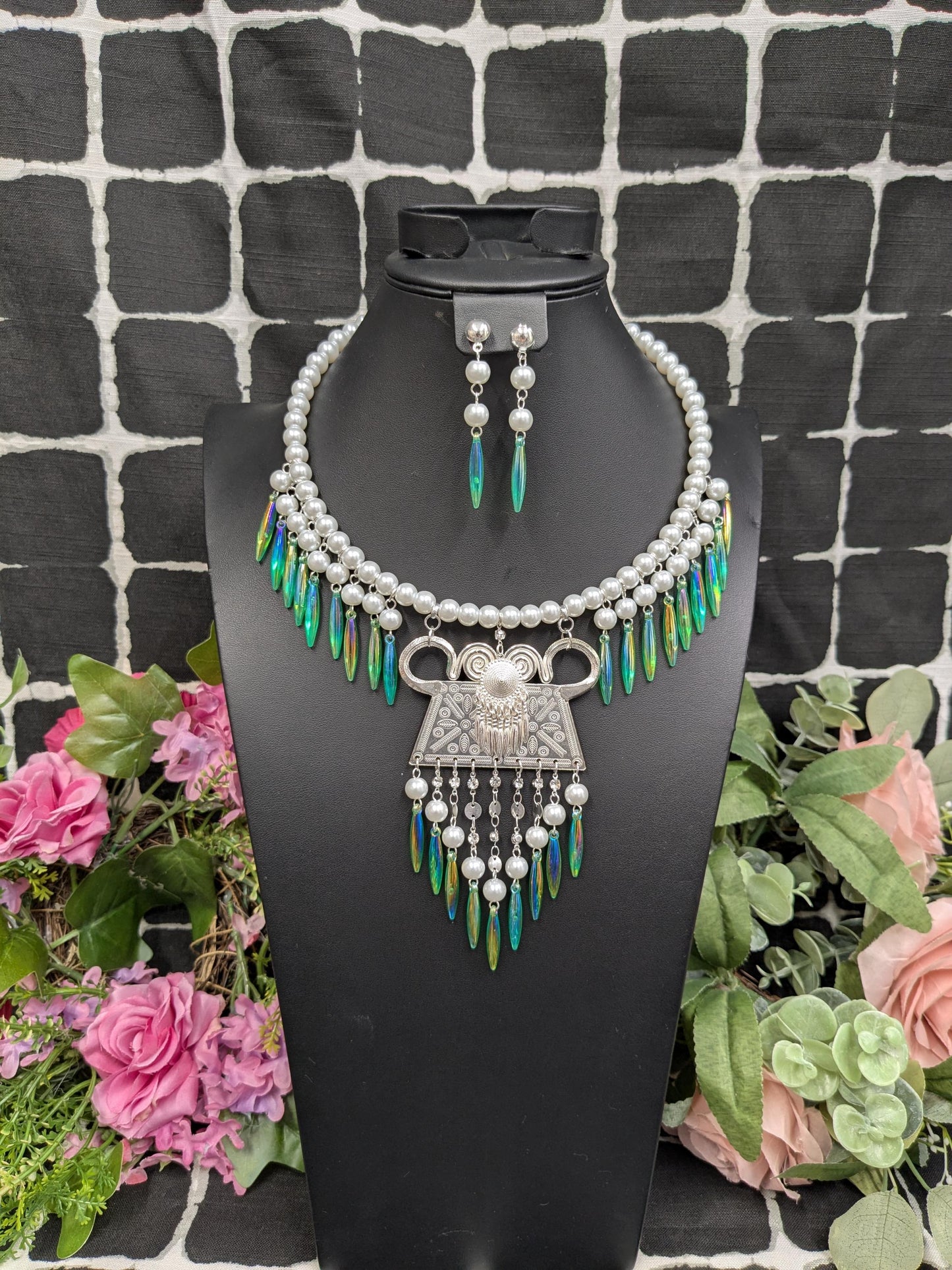 Glass Pearl Choker GPN0225004