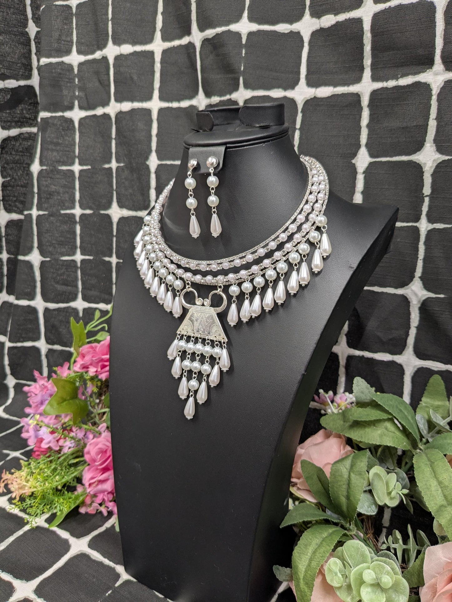 Rhinestone Choker RSN0225009
