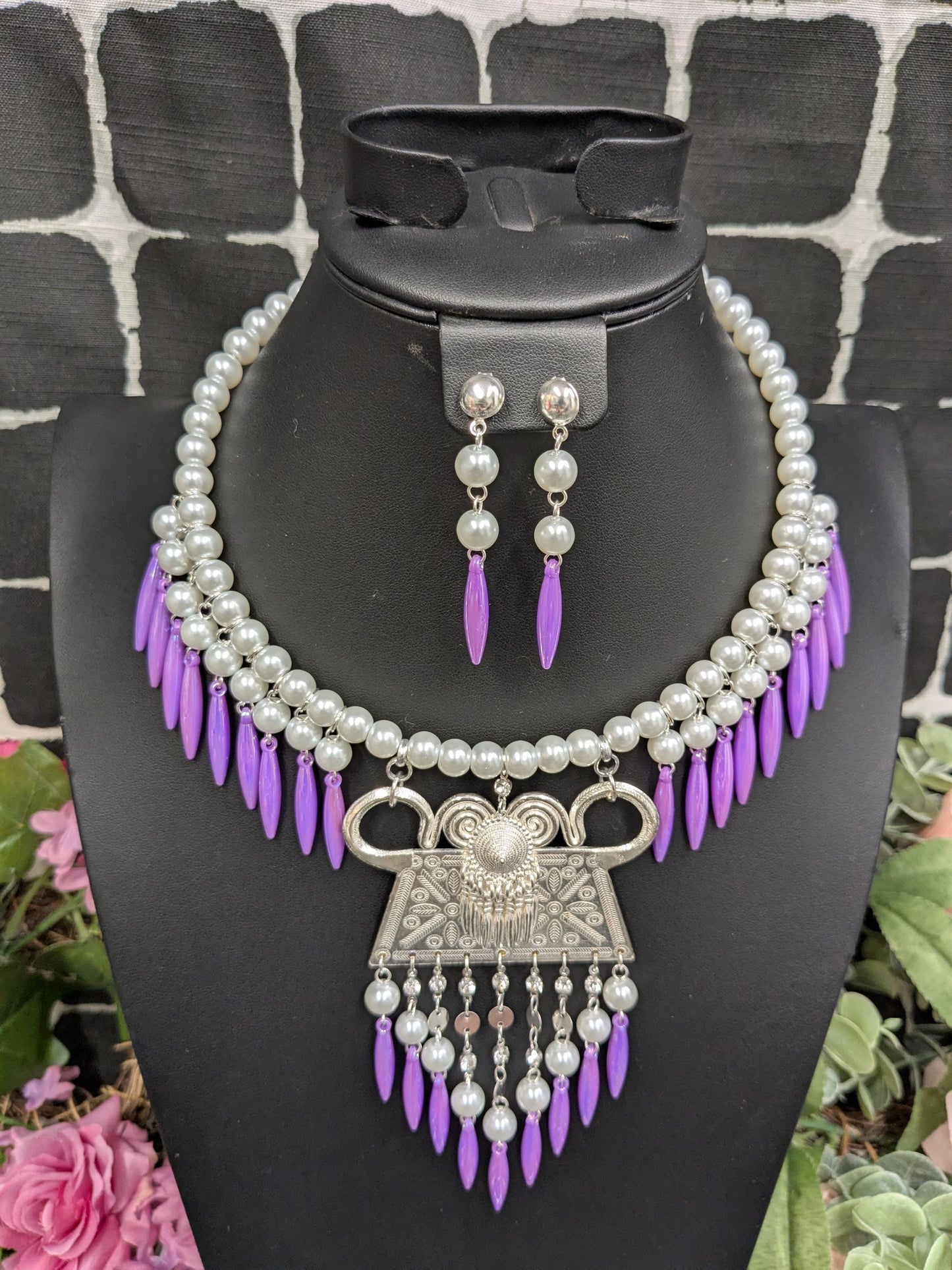 Glass Pearl Choker GPN0225001