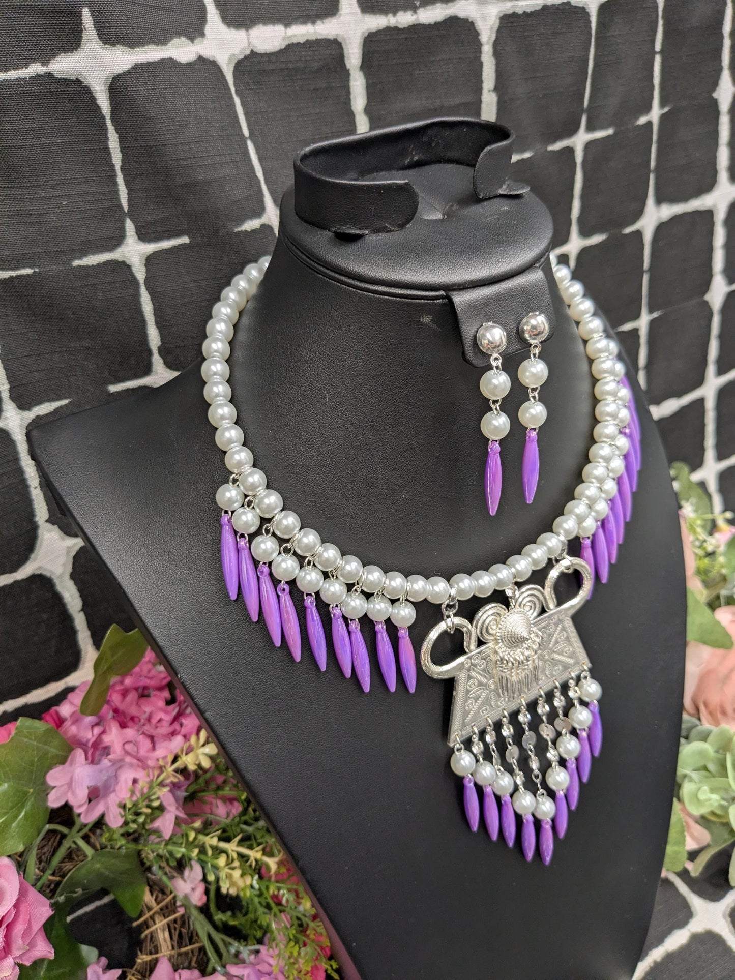 Glass Pearl Choker GPN0225001