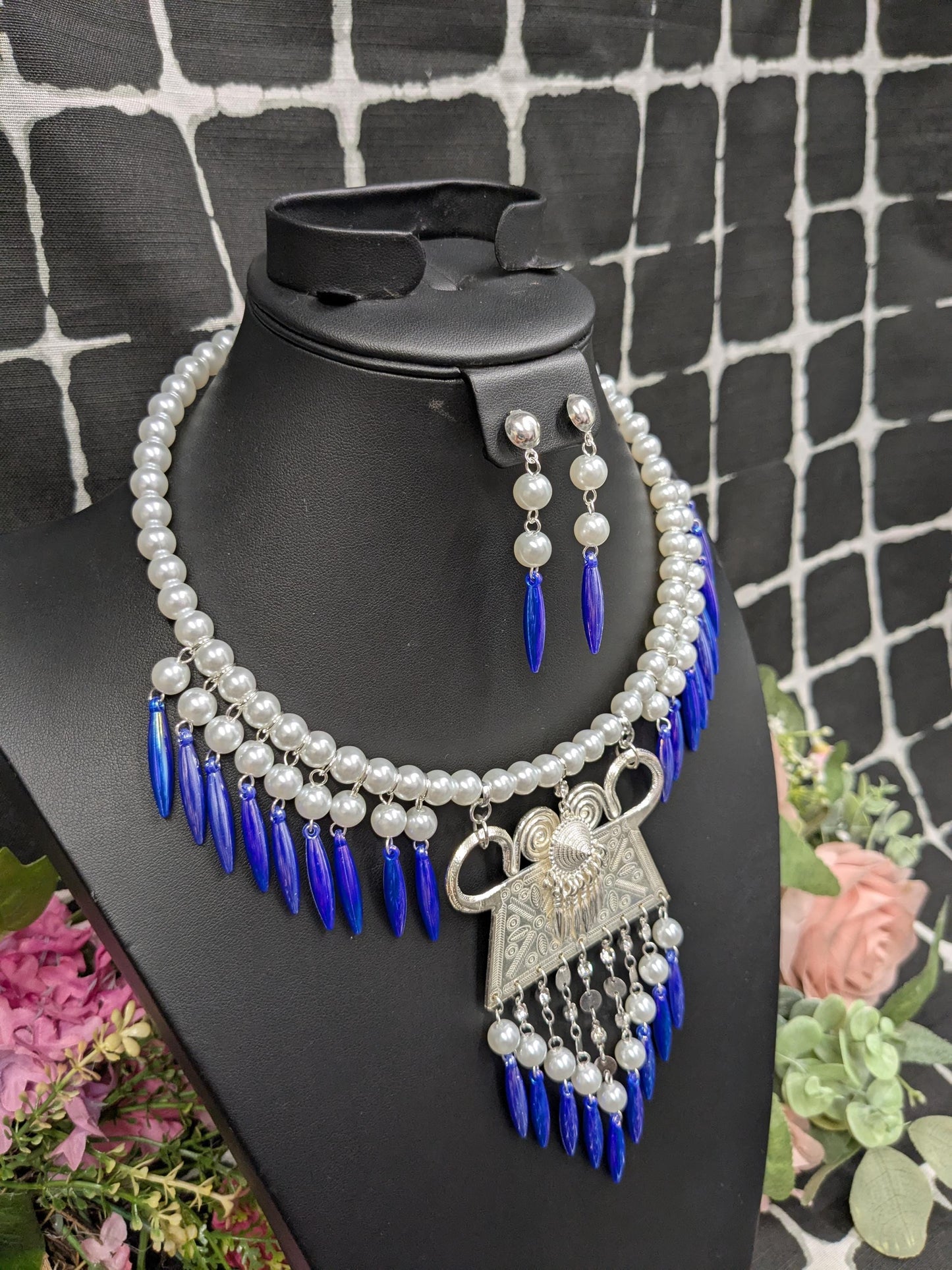 Glass Pearl Choker GPN0225002