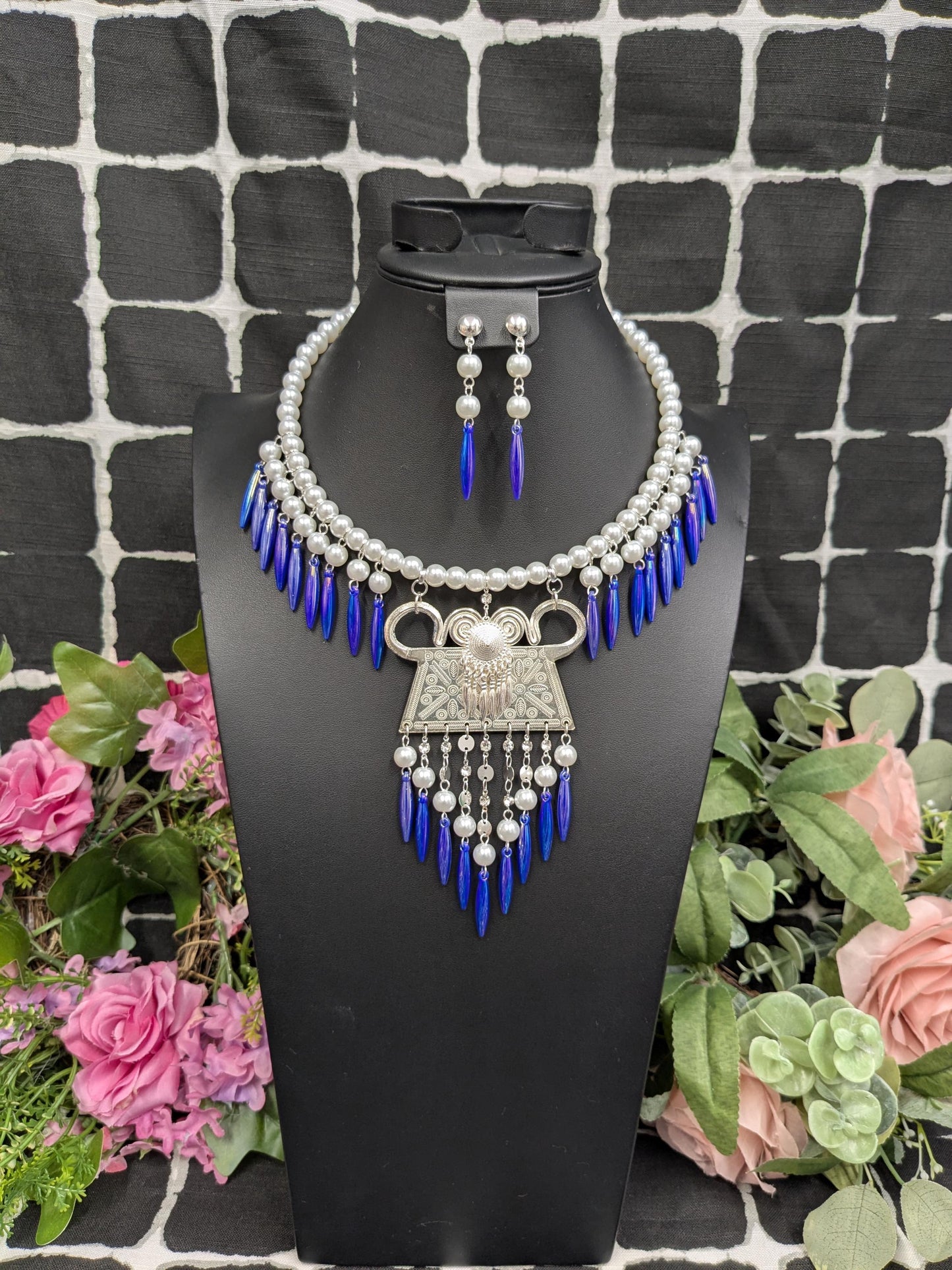 Glass Pearl Choker GPN0225002