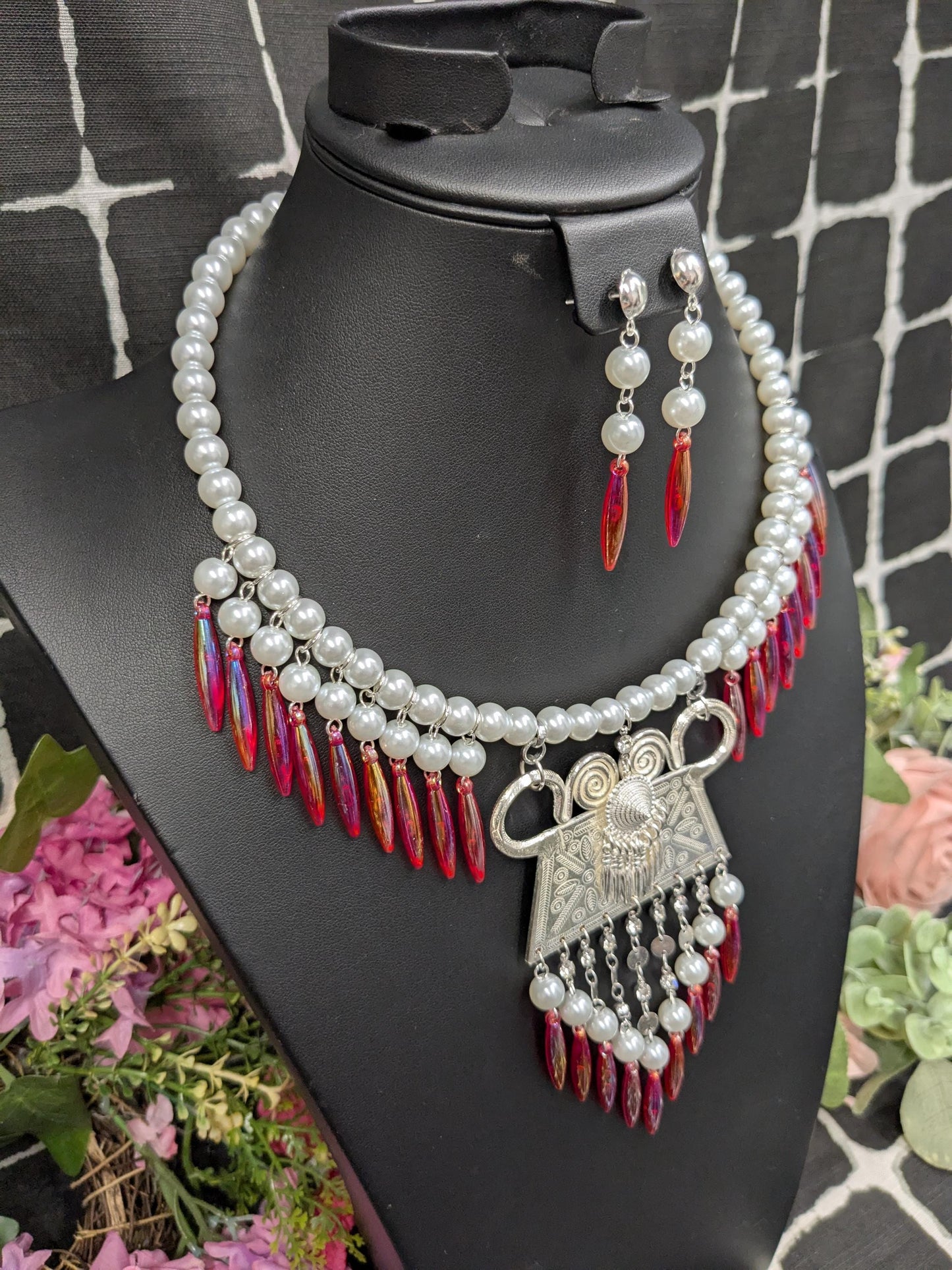Glass Pearl Choker GPN0225003
