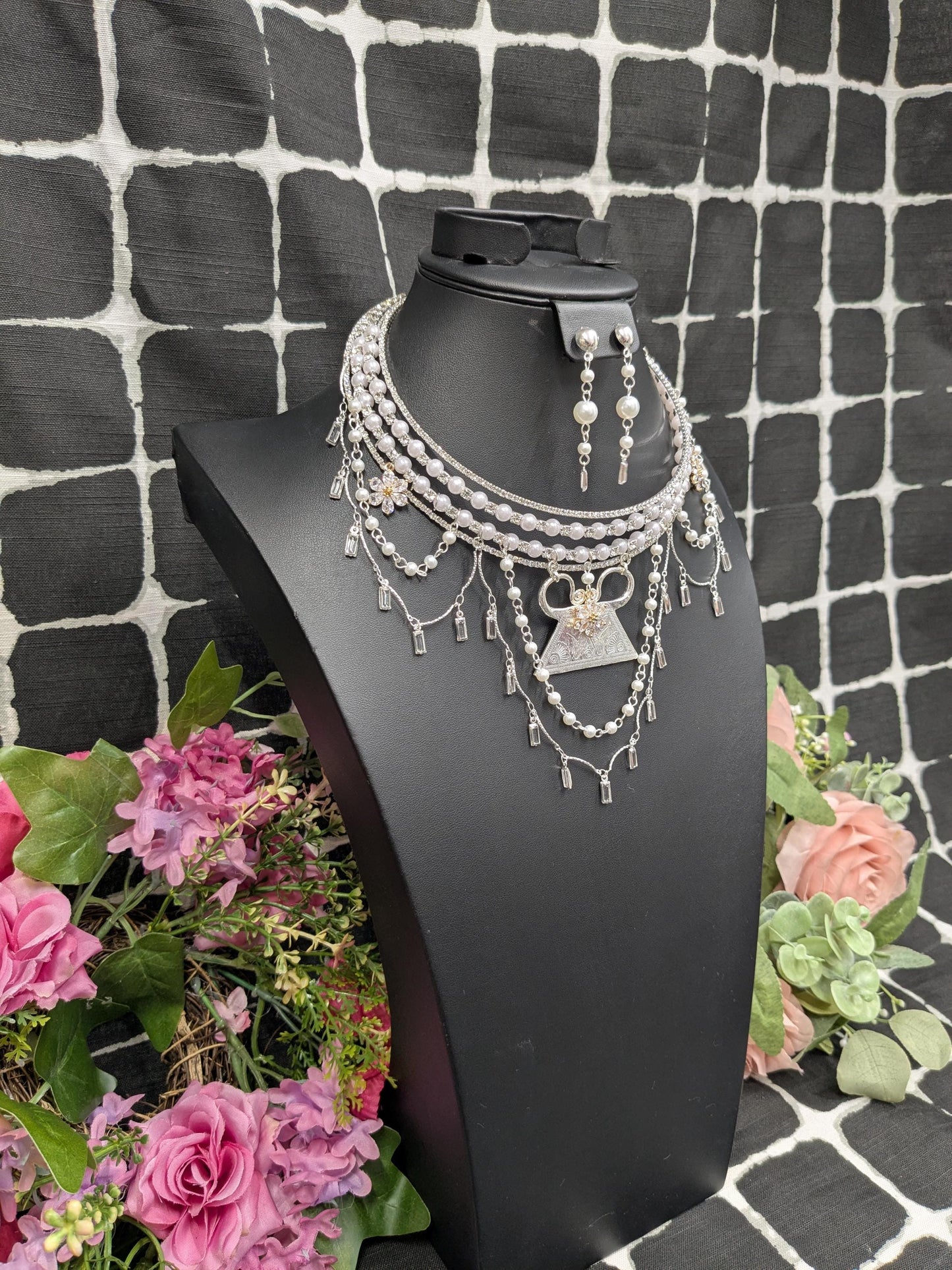 Rhinestone Choker RSN0225002