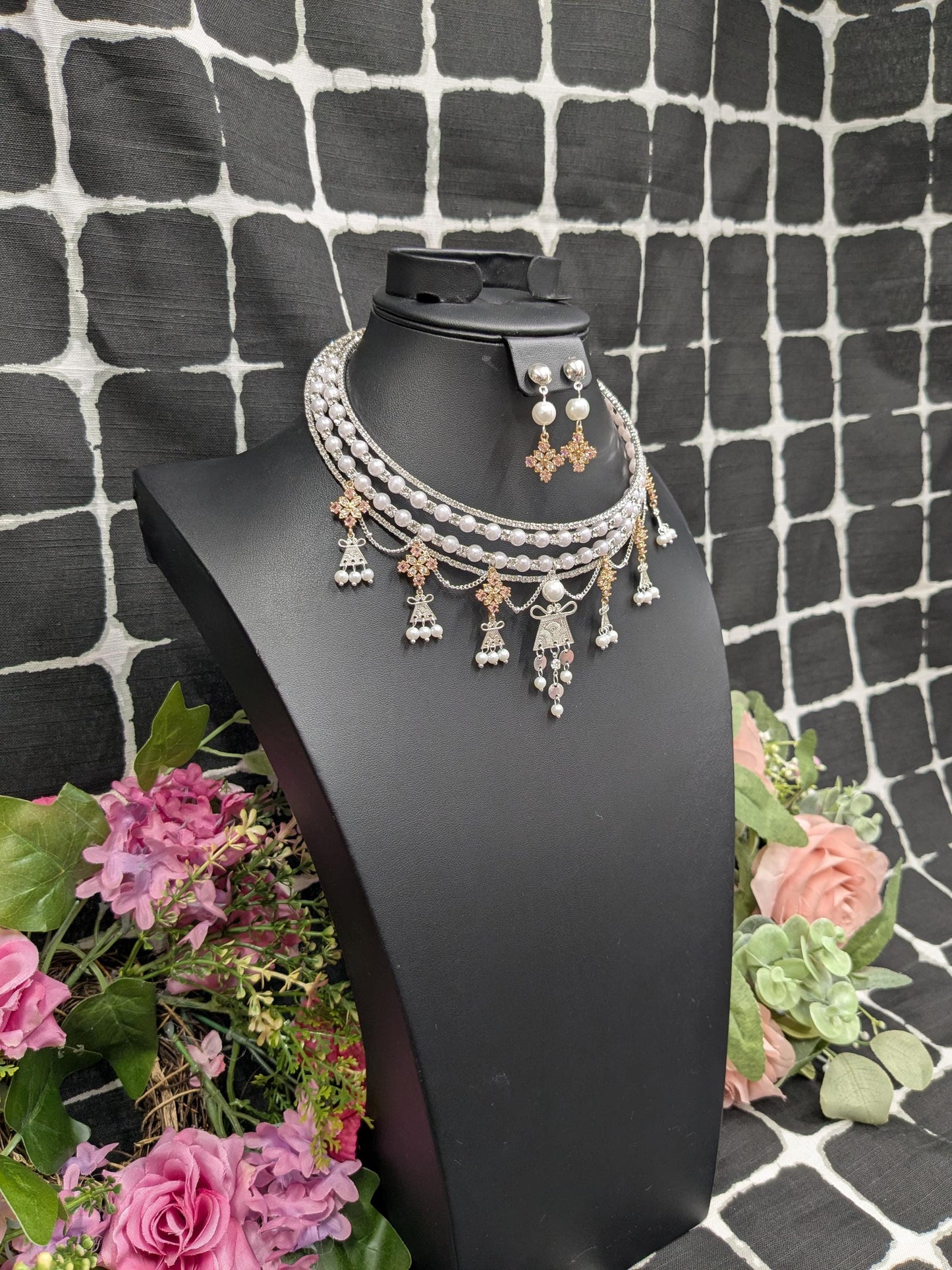 Rhinestone Choker RSN0225005