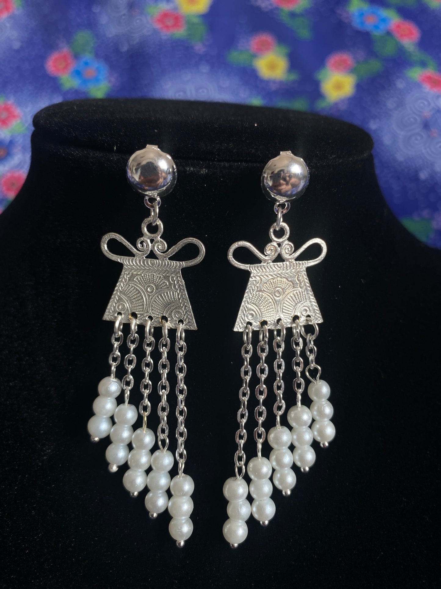 E89 Earrings