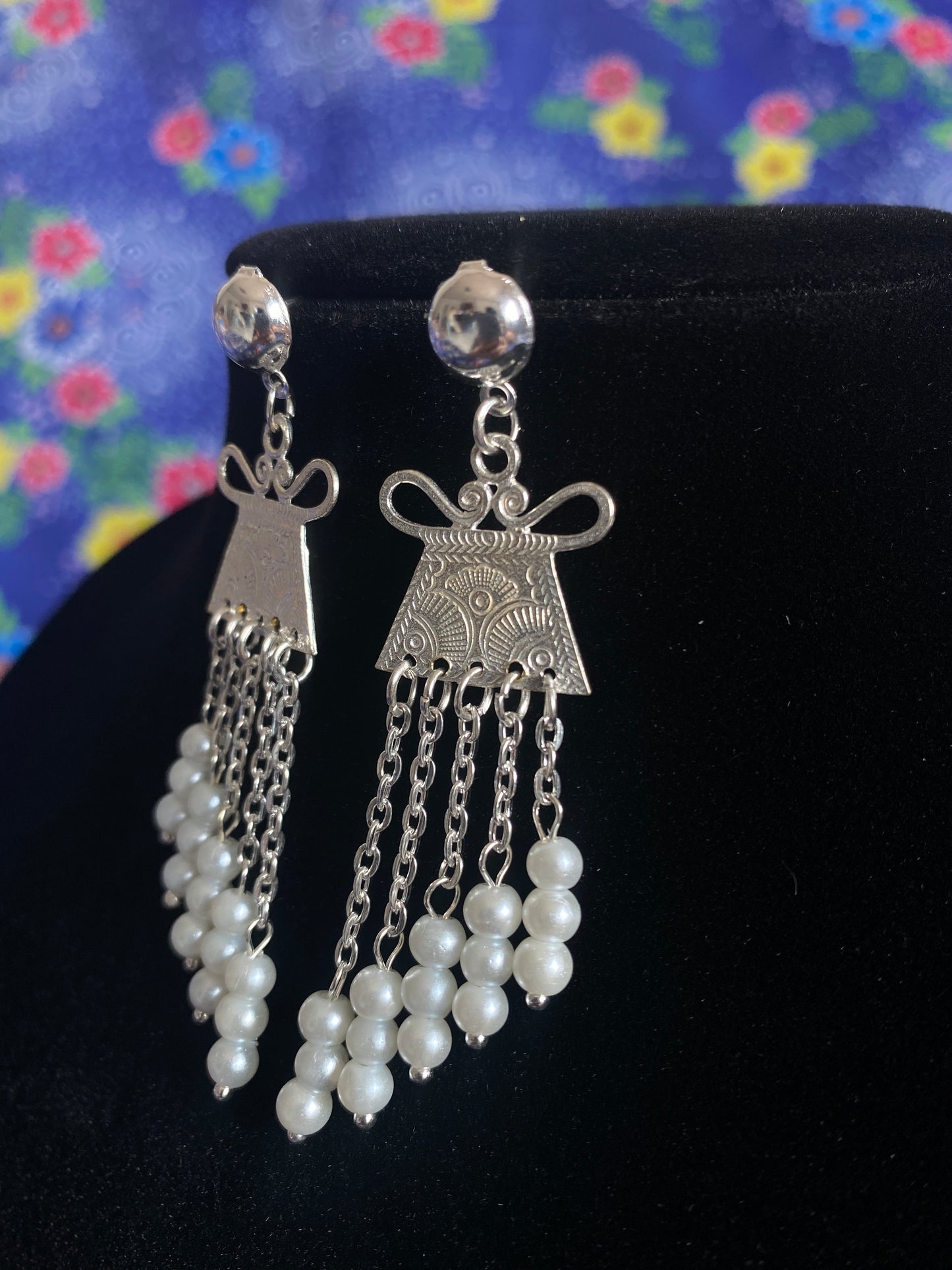 E89 Earrings